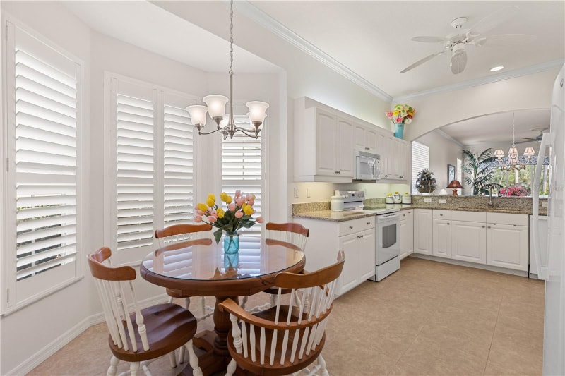 Building Photo - 1610 Monarch Dr