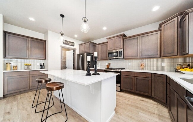 Building Photo - 2728 N Neptune street
