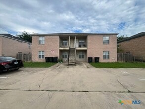 Building Photo - 3408 Barcelona Dr