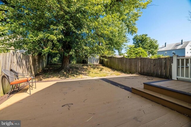 Building Photo - 2308 Mary Baldwin Dr