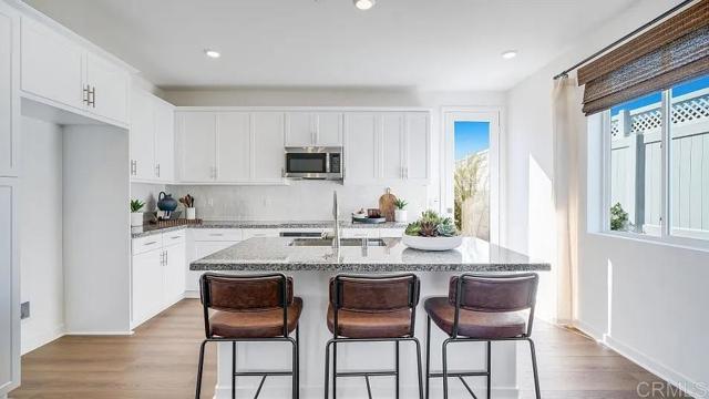 Building Photo - 31675 Vivianite Dr