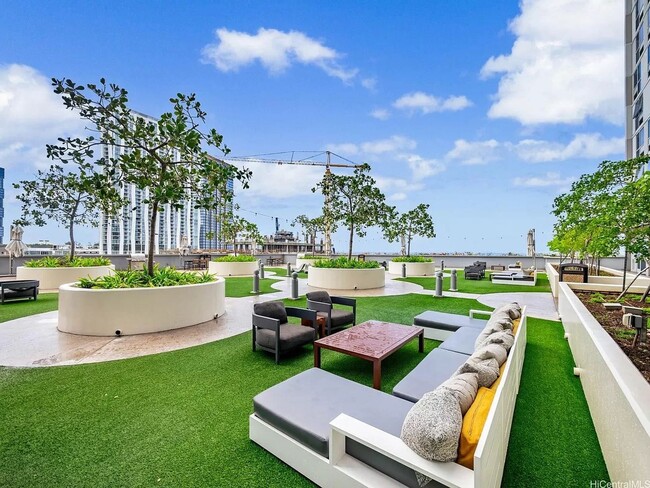 Building Photo - Ke Kilohana - 1-bdrm/1-bath/1-assigned parking stall/+Storage Unit & Electric Allowance