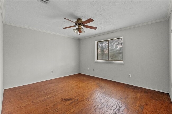 Building Photo - 2823 Forest Point Dr