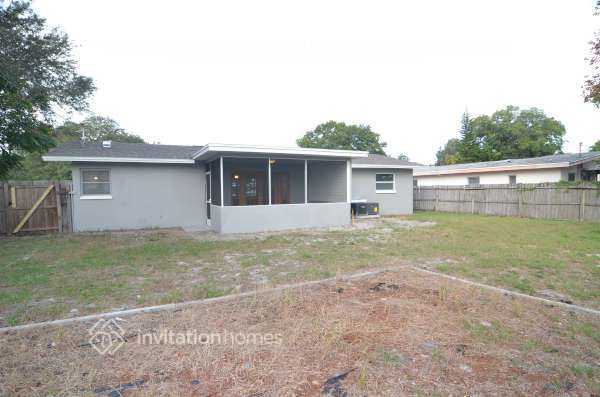 Building Photo - 1071 Nolan Dr S