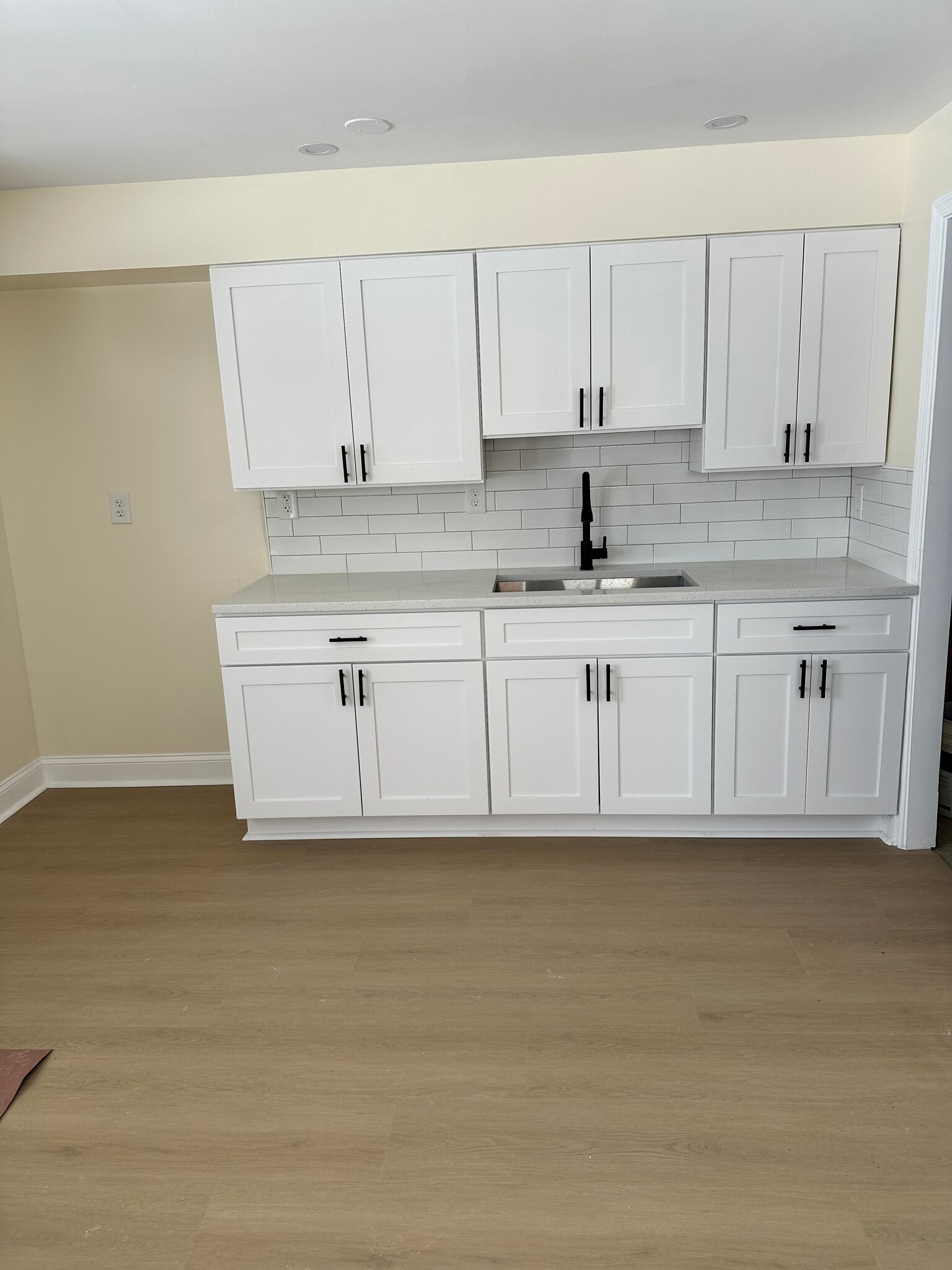 Building Photo - 2043 Larkhall Rd