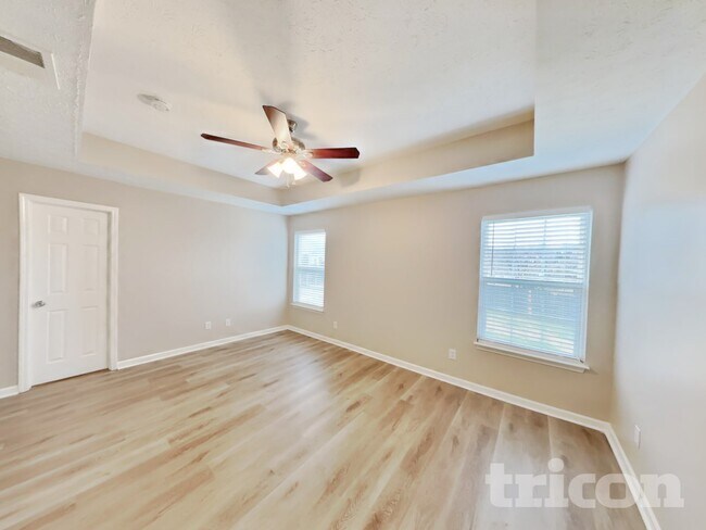 Building Photo - 1811 Packard Ct