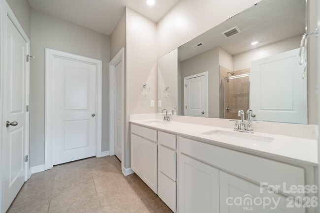 Building Photo - 4124 Canopy Creek Dr