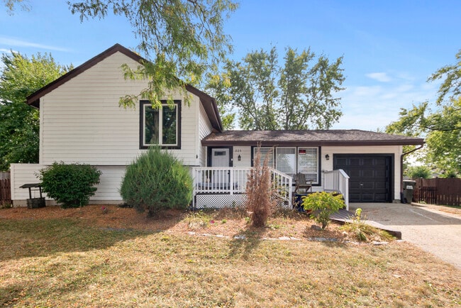 Building Photo - 225 Kedvale Ct