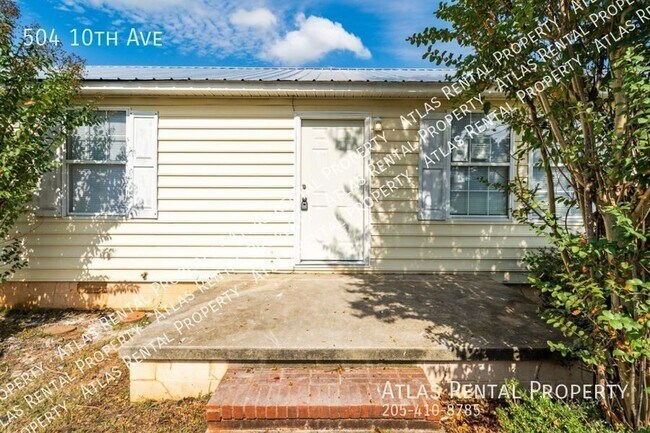 Building Photo - 504 10th Ave