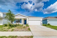 Building Photo - 1121 Deepwater Cir