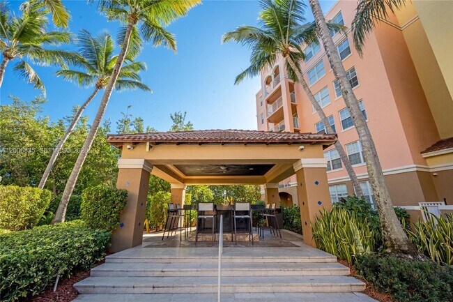 Building Photo - 19555 E Country Club Dr