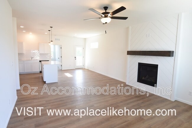 Building Photo - 3009 NW 96th St