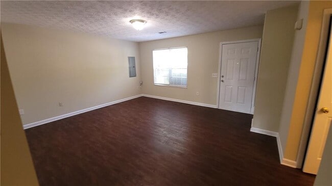Building Photo - 8313 Max Ct
