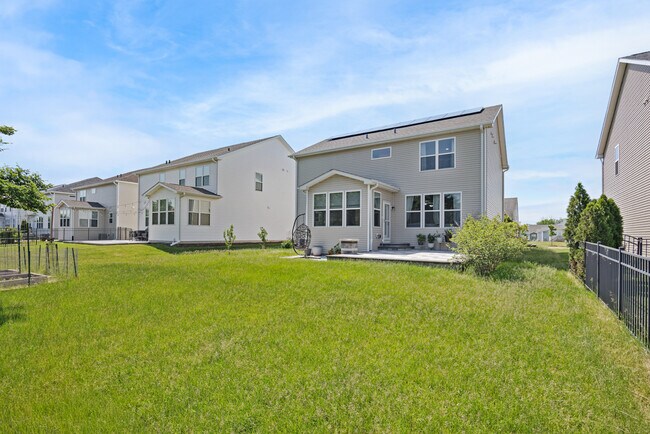 Building Photo - 2531 Basin Trail Ln