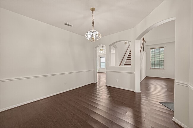 Building Photo - 15903 Timber Chase Dr