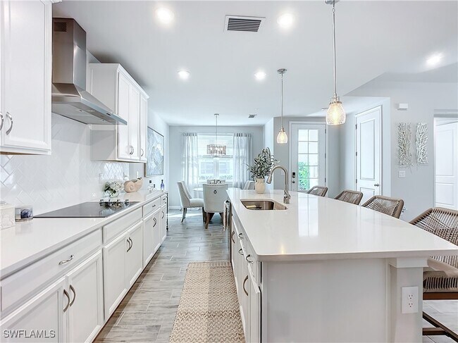 Building Photo - 4664 Arboretum Cir