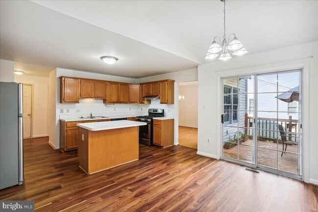 Building Photo - 18518 Gingerbread Ln