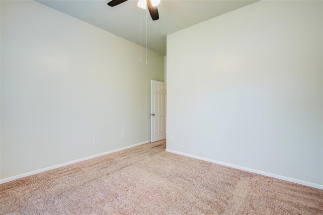 Building Photo - 802 Childers Ct