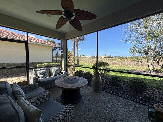 Building Photo - 462 Montelluna Dr