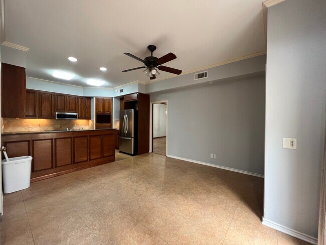 Building Photo - 8000 Donore Pl