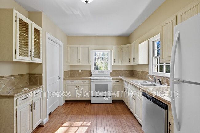 Building Photo - 139 Druid Dr