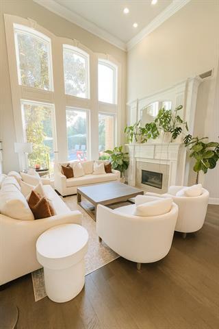 Building Photo - 111 Yale Dr