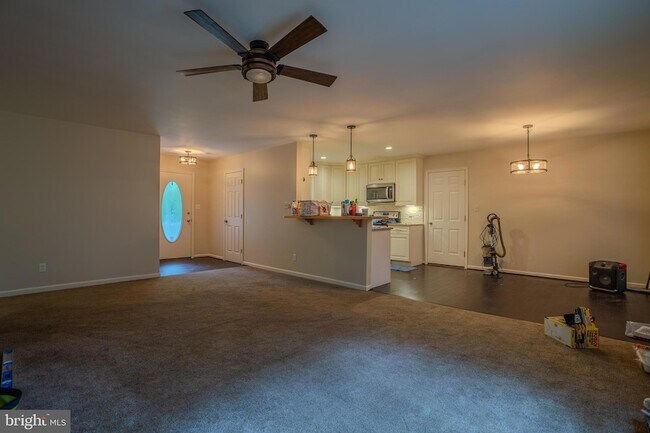 Building Photo - 309 Old Shady Grove Ln