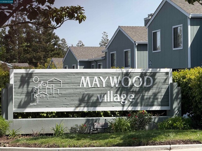 Building Photo - 1144 Maywood Ln