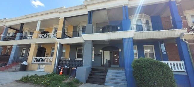 Building Photo - 5508 Walnut St