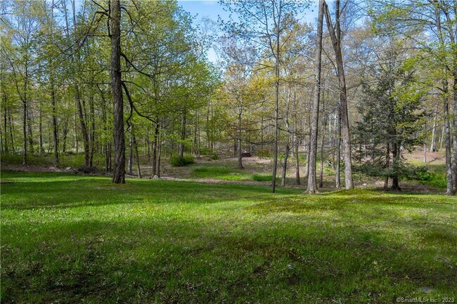 Building Photo - 56 S Rd