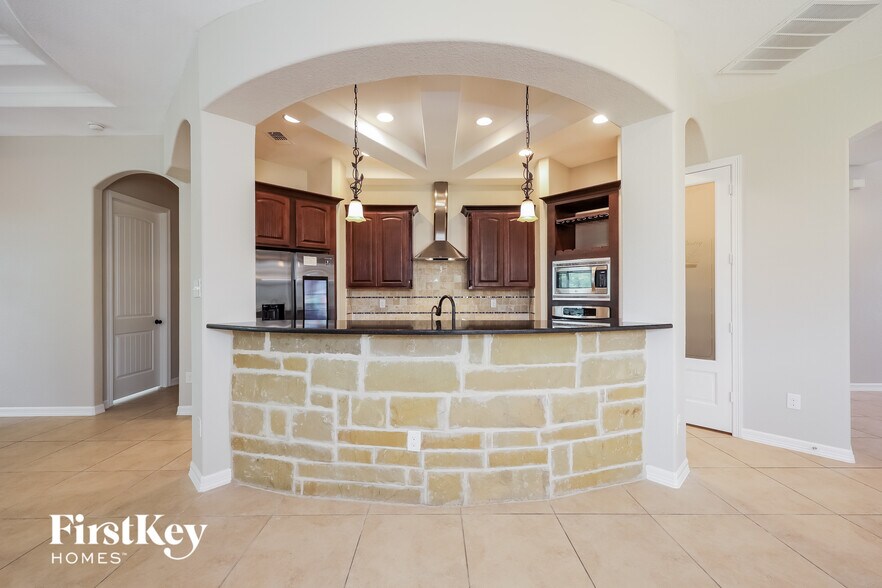 Building Photo - 8638 Key S Way