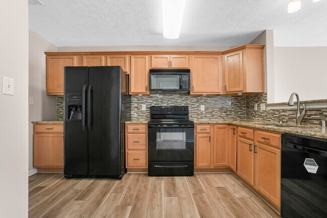 Building Photo - 3020 Maddie Ln