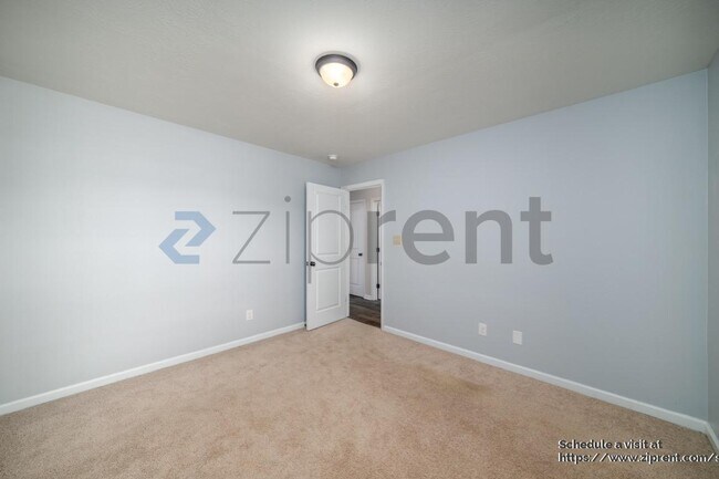 Building Photo - 819 Watermark Dr