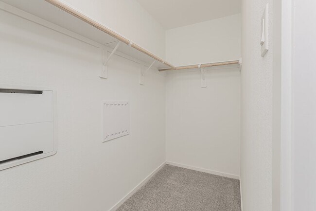 Building Photo - 12113 Kellsway Ct