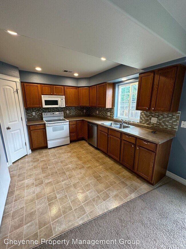 Building Photo - 3 br, 3 bath House - 4741 Harmon Ave