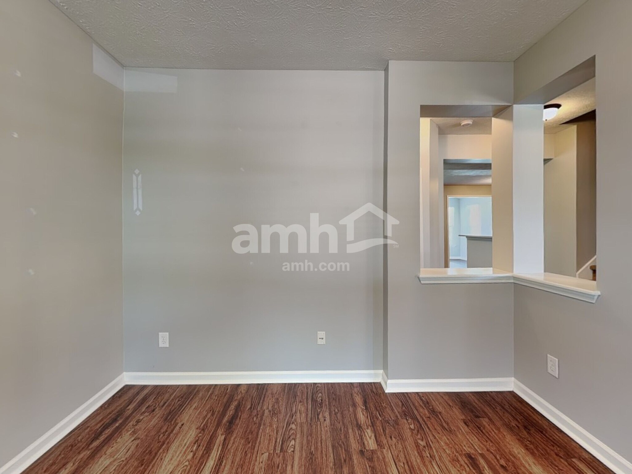 Building Photo - 5808 W Port Dr