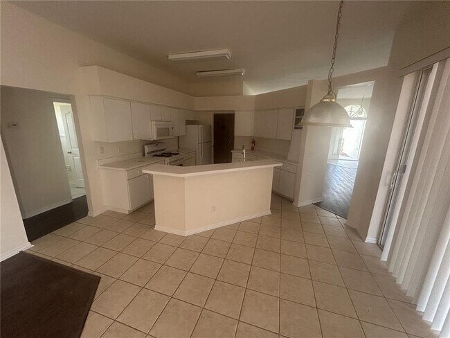 Building Photo - 1332 Hatcher Loop Dr