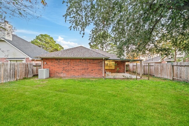 Building Photo - 13130 Eldridge Meadow Dr