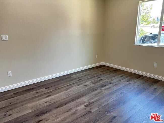 Building Photo - 5062 CA-27