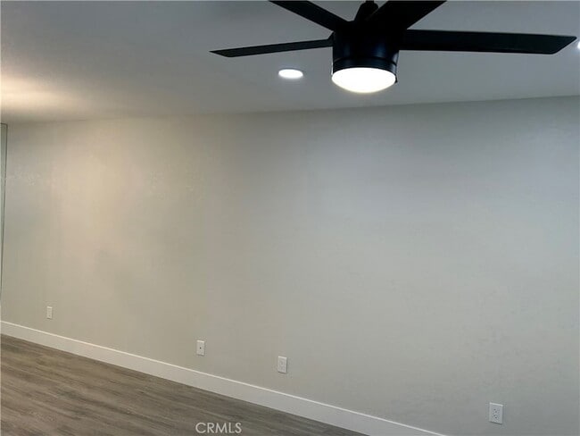 Building Photo - 2801 Los Felices Cir E