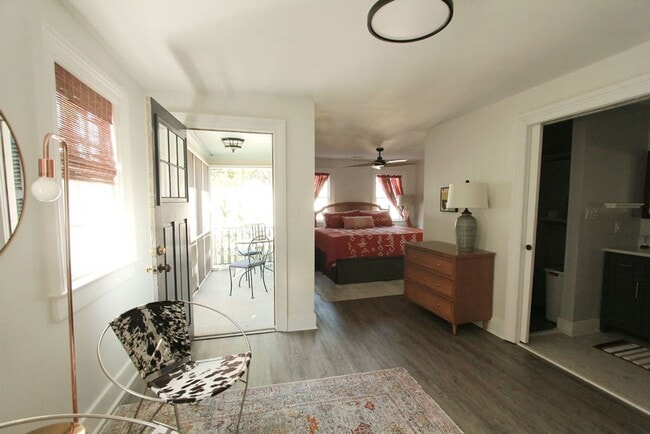 Building Photo - Available 3/1. Beautiful 3 BR/2BA available in Elliottborough! Landscaping included!