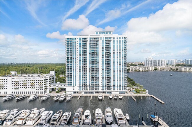 Building Photo - 17111 Biscayne Blvd