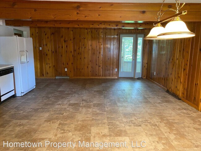 Building Photo - 3 br, 1.5 bath House - 607 46th St