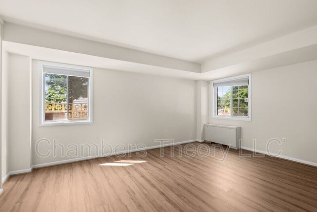 Building Photo - 4241 Columbia Pike