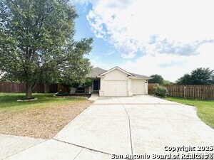 Primary Photo - 7226 Comet Manor