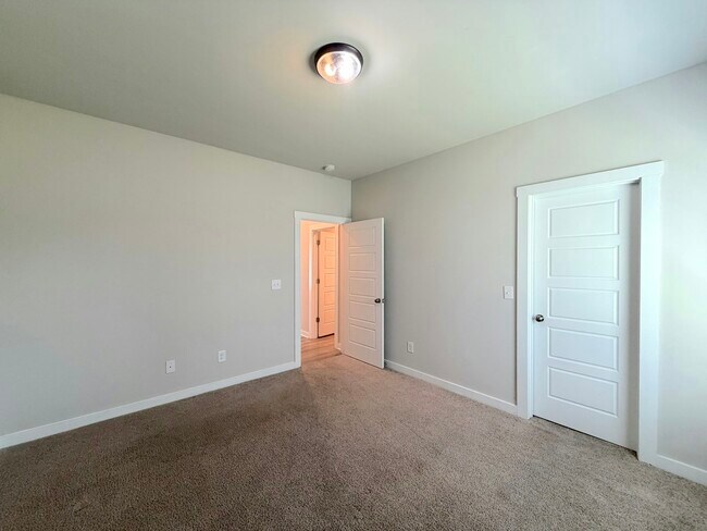 Building Photo - 219 Cotton Bayou Dr