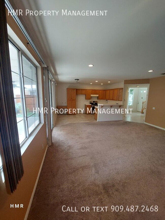 Building Photo - Tranquil Oasis: 4 Bedroom 3 Bath Two-Story