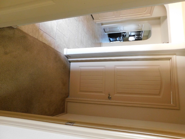 Building Photo - 5001 Prestwick Dr