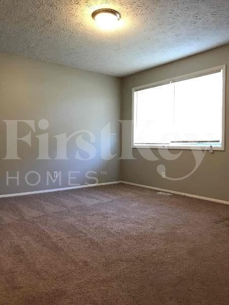 Building Photo - 6039 Penway St