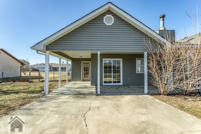 Building Photo - 105 Shara Dr